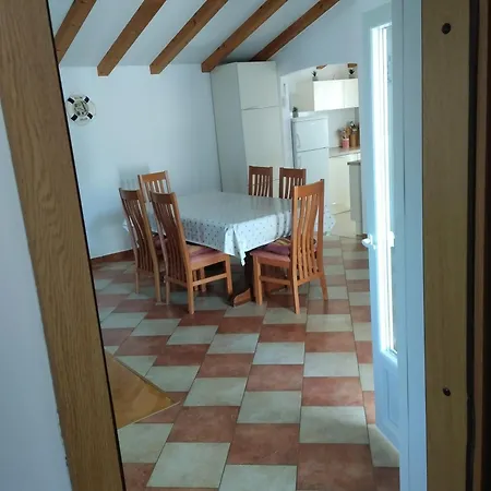 Hanna Apartment Grebastica