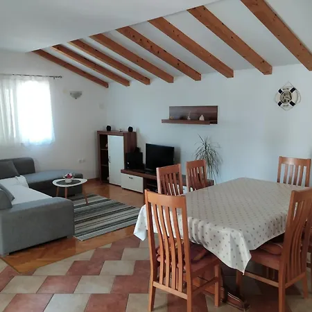 Apartment Hanna